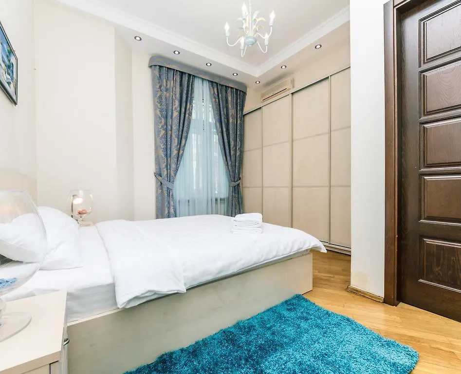 Apartament On Independence Square Киев Апартаменты